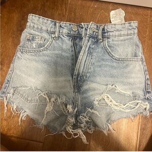 Zara Frayed Hem Light Blue Jean Shorts